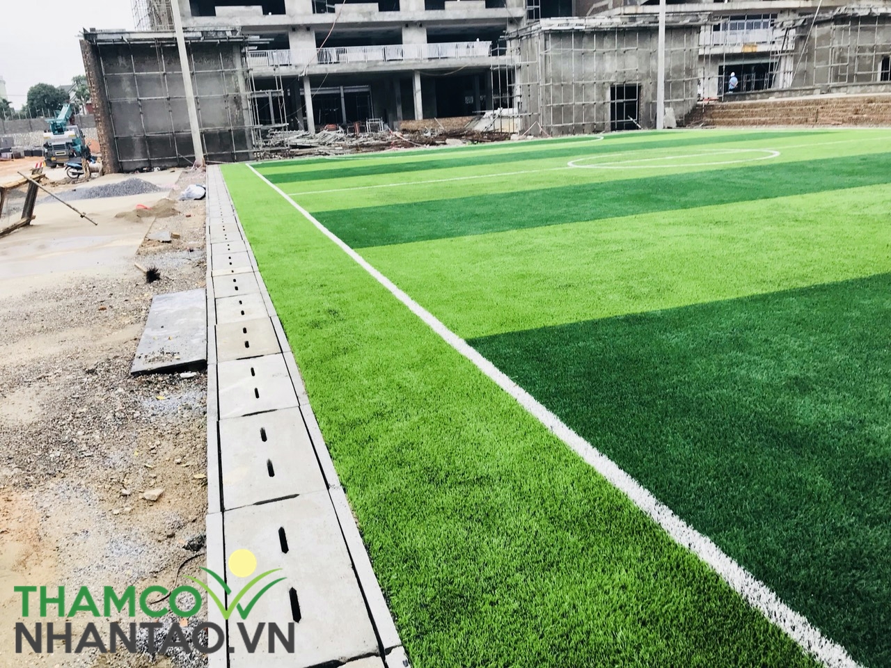 Một vài hình ảnh của dự án Sân bóng đá cỏ nhân tạo Crown Villas Thái Hưng 4