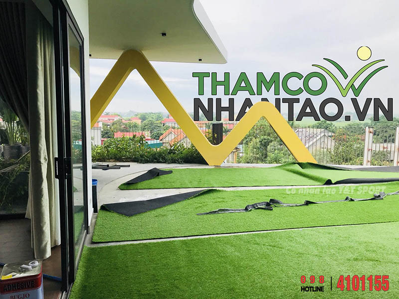 Một vài hình ảnh của dự án sân vườn cỏ nhân tạo ban công homestay Sóc Sơn, Hà Nội: 2