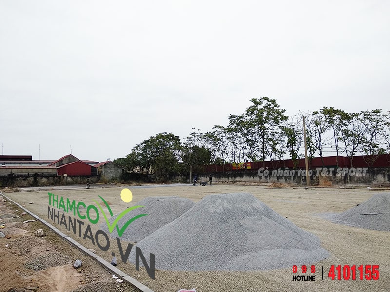 Một vài hình ảnh của dự án sân bóng đá cỏ nhân tạo tại Sơn Tây, Hà Nội: 2