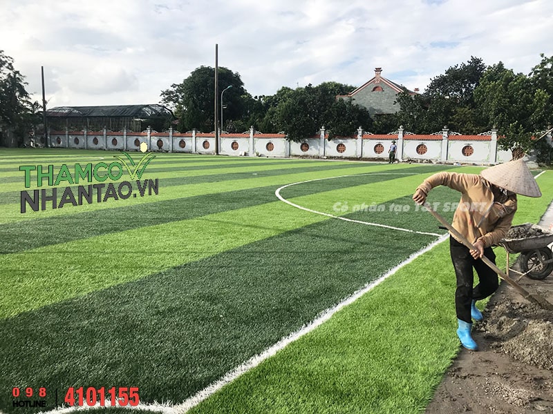 Một vài hình ảnh của dự án sân bóng đá cỏ nhân tạo Hoàng Minh tại Tiên Lữ, Hưng Yên: 3