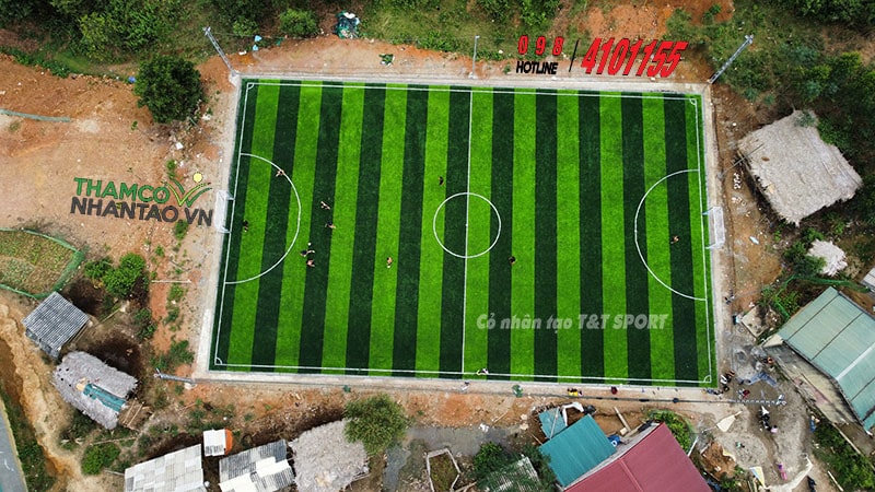 Một vài hình ảnh của dự án sân bóng đá cỏ nhân tạo tại xã Hùng Lợi, Yên Sơn, Tuyên Quang: 2